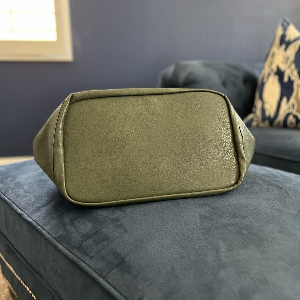 Beautiful Green Bag